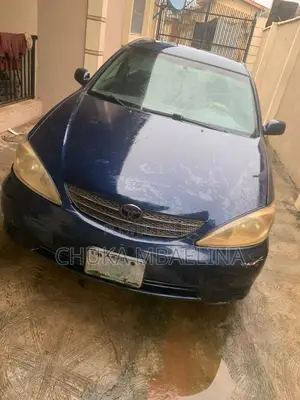 Toyota Camry 2004 Blue