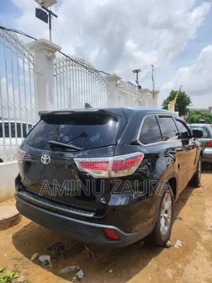Toyota Highlander 2016 Black