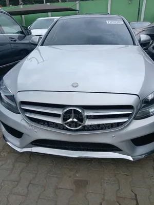 Mercedes-Benz C300 2016 Silver