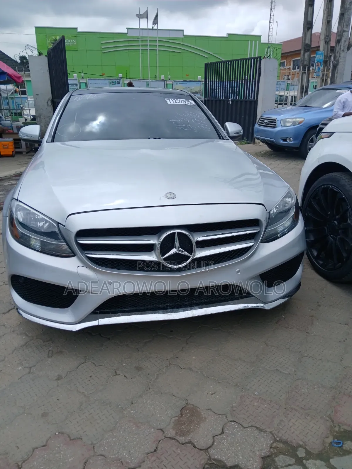 Mercedes-Benz C300 2016 Silver