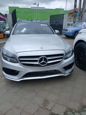 Mercedes-Benz C300 2016 Silver