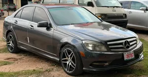Mercedes-Benz C300 2010 Gray