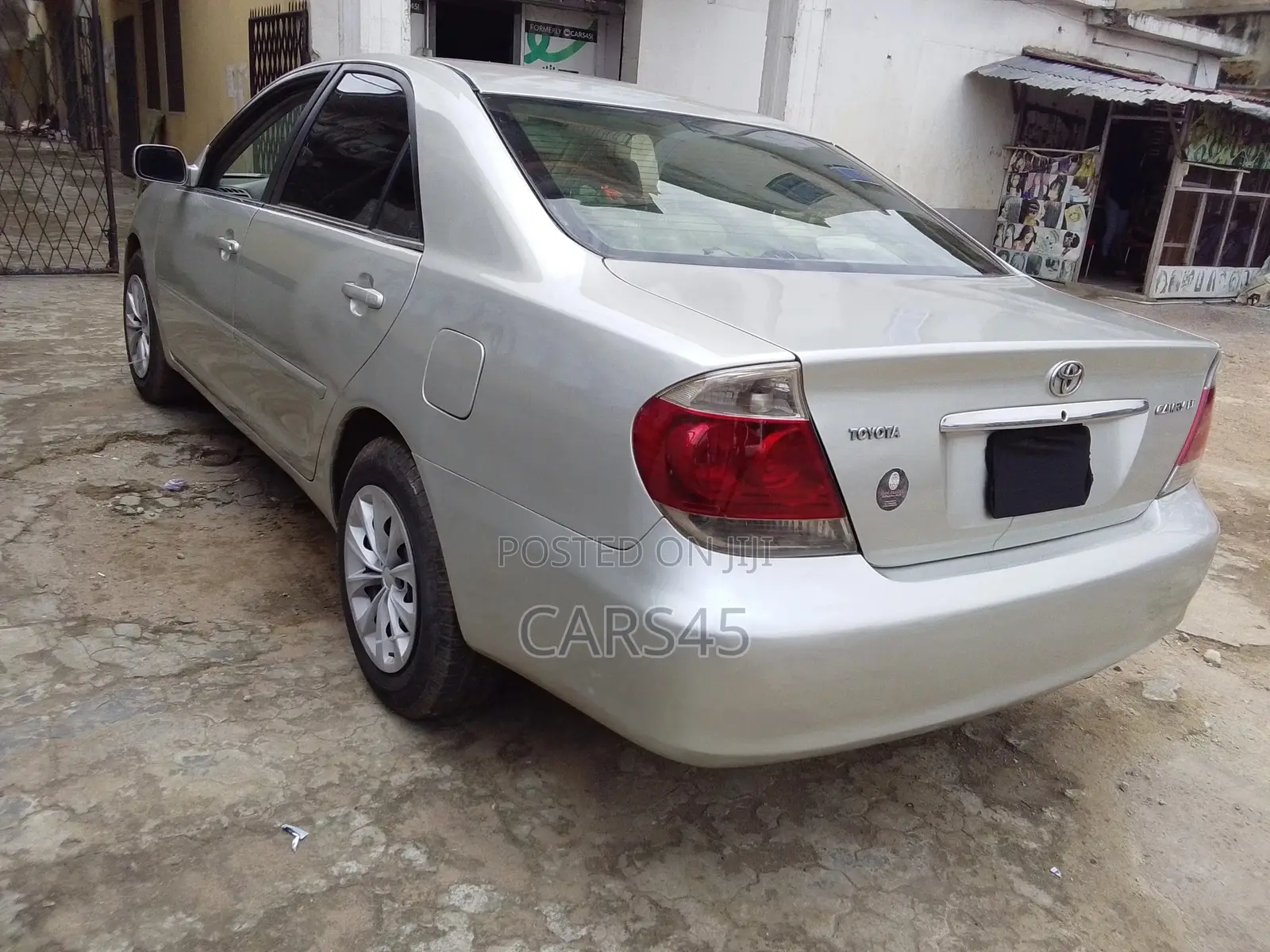 Toyota Camry 2005 Silver