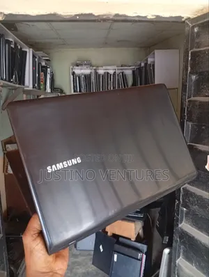 Laptop Samsung NP350V5X 4GB Intel Pentium HDD 320GB