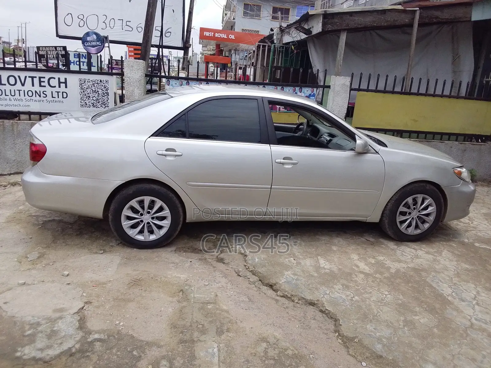 Toyota Camry 2005 Silver