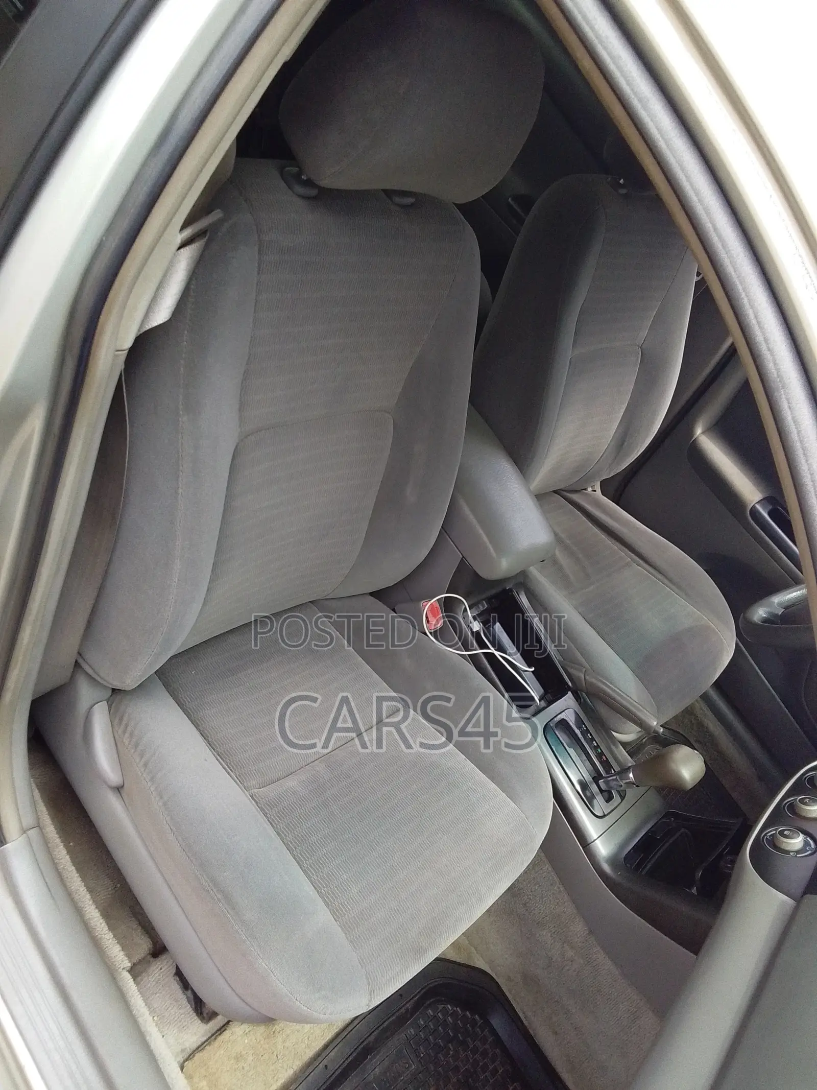 Toyota Camry 2005 Silver