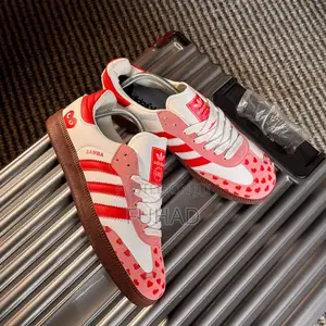 Adidas Samba