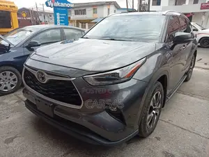 Toyota Highlander 2021 Gray