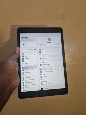 Apple iPad 10.2 (2019) 128 GB Gray