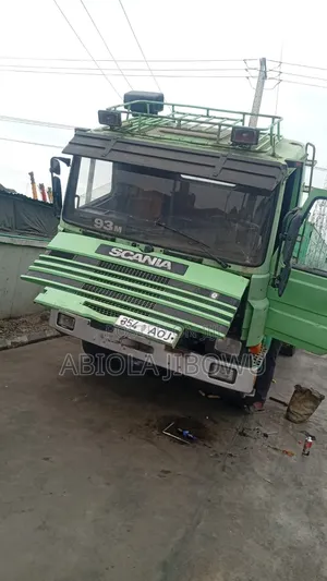 Scania 93 M