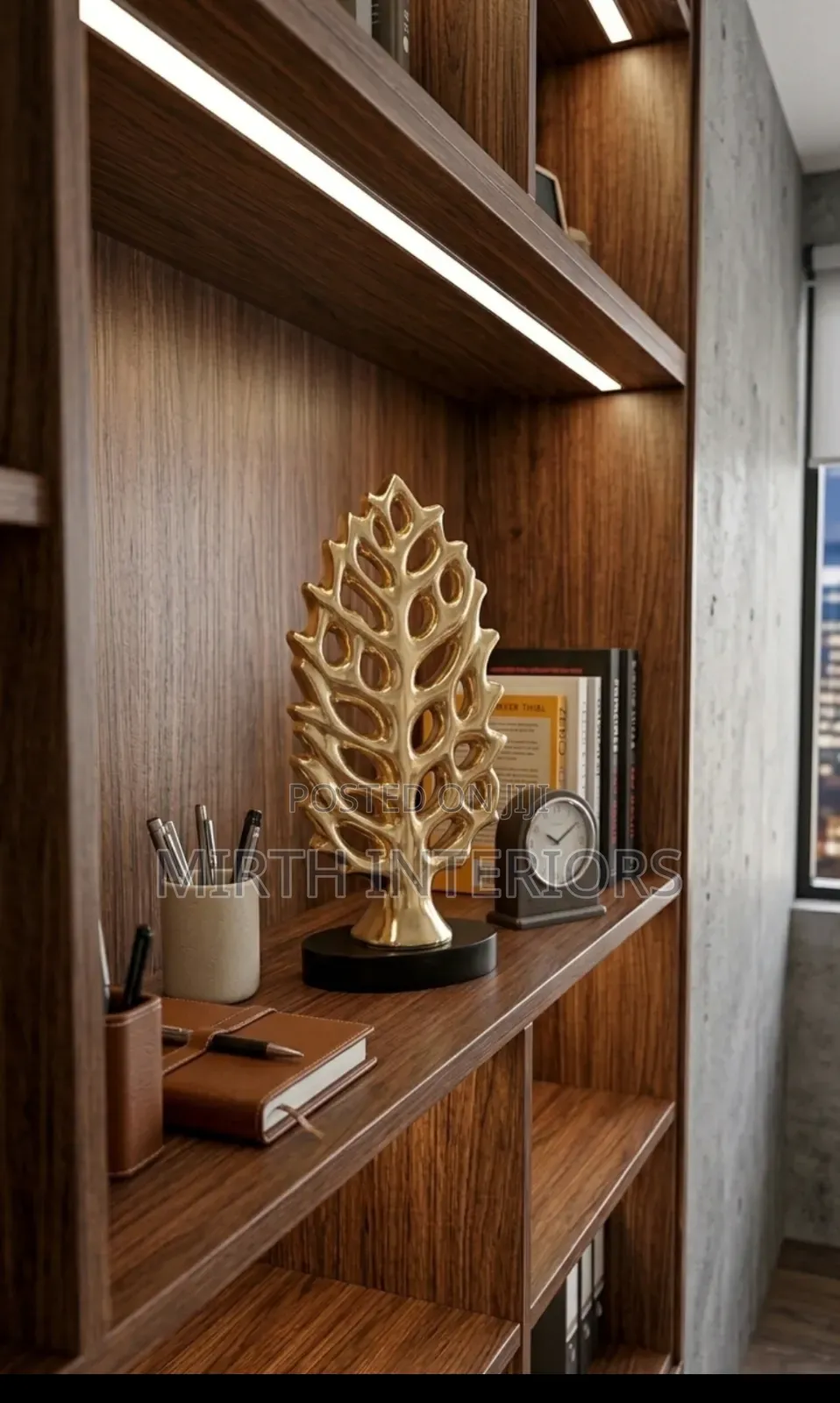 Leafy Gold Vase
