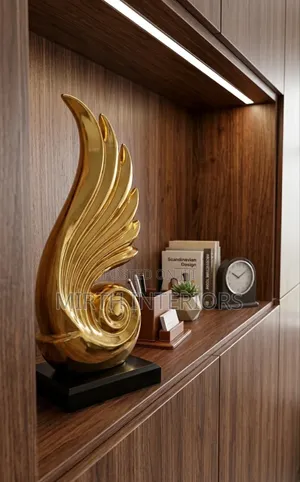 Leafy Gold Vase