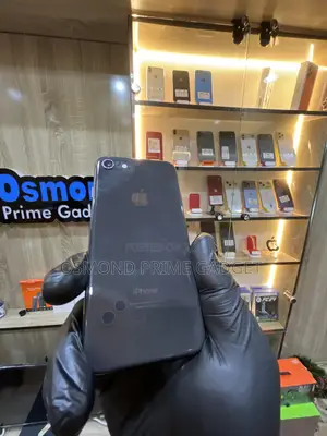 Apple iPhone 8 64 GB Black