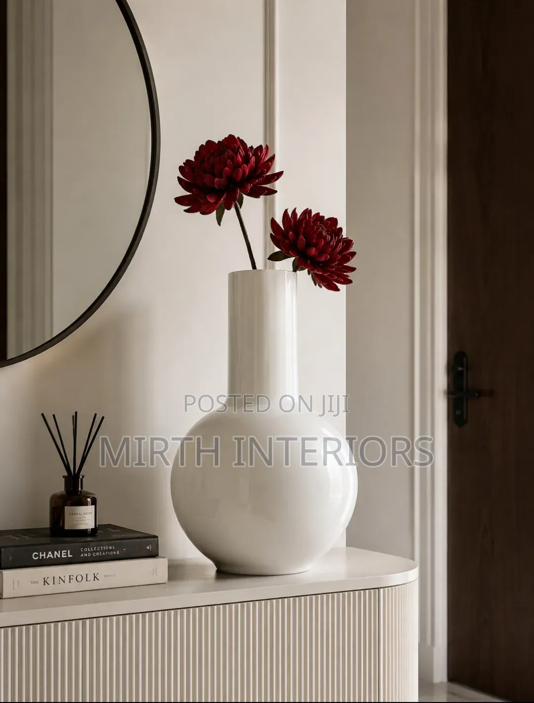 Lux Table Vase