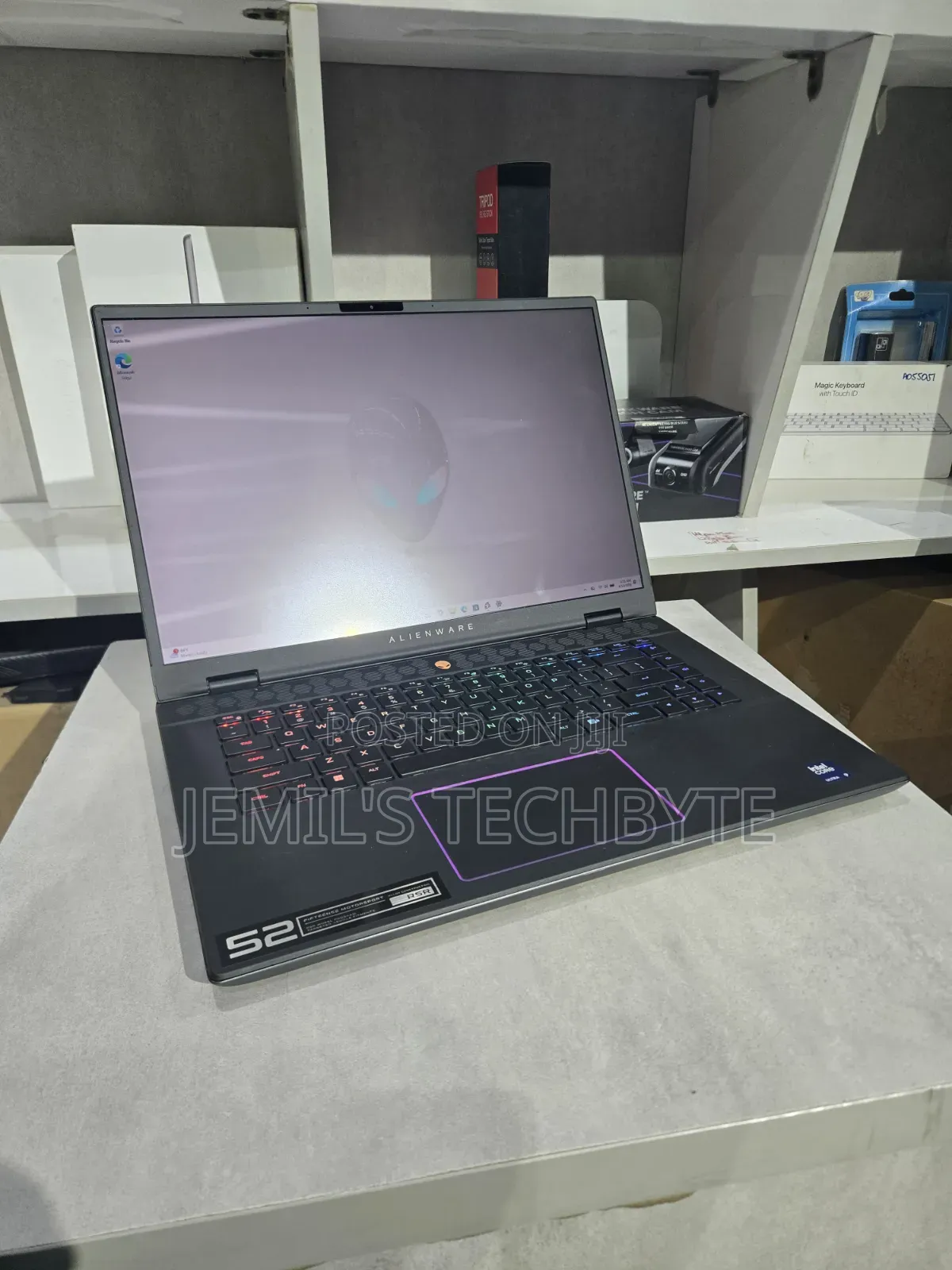 Laptop Alienware M16 R2 32GB Intel Core Ultra 9 SSD 1T