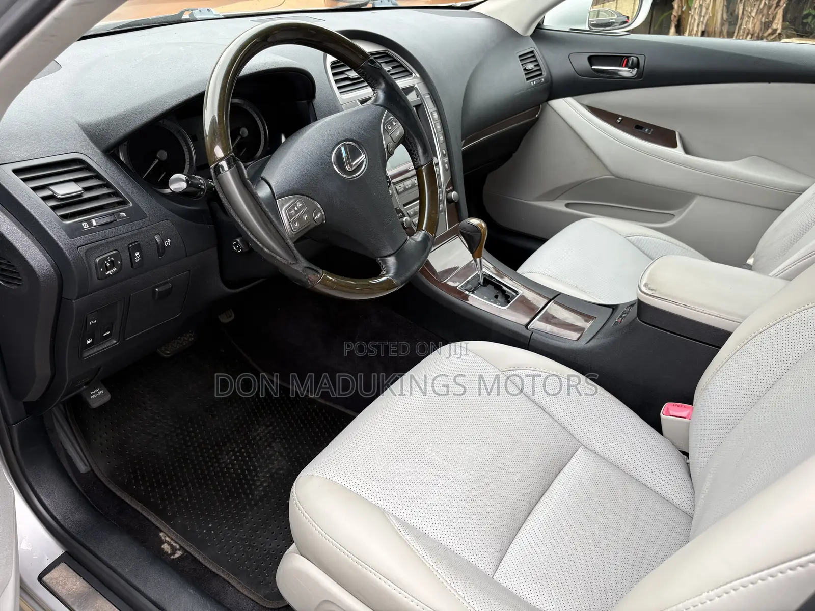 Lexus ES 350 2012 Silver