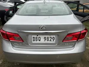 Lexus ES 350 2012 Silver