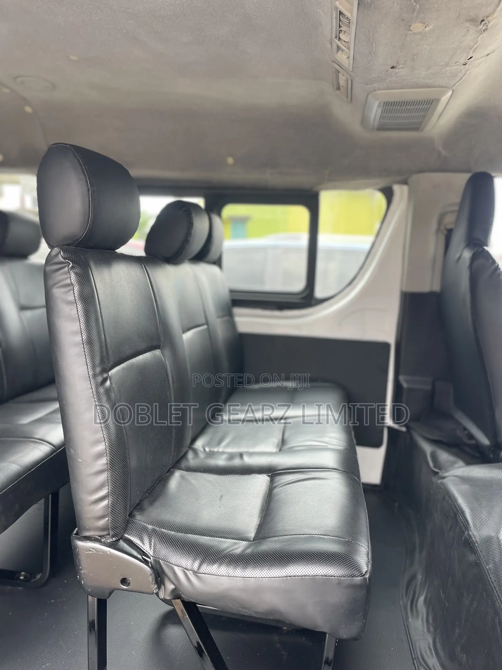 Toyota HiAce 2015 White