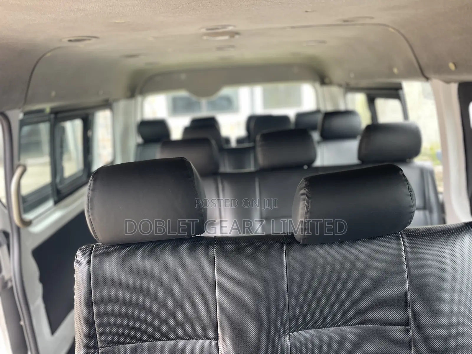 Toyota HiAce 2015 White