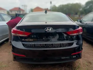 Hyundai Elantra 2016 Black