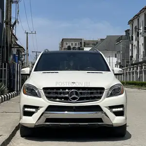 Mercedes-Benz M Class ML350 4MATIC 4dr SUV AWD (3.5L 6cyl 7A) 2015