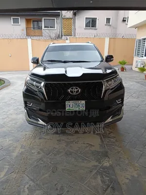 Toyota Land Cruiser Prado 2017 Black