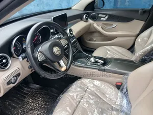 Mercedes-Benz C300 2016 Green