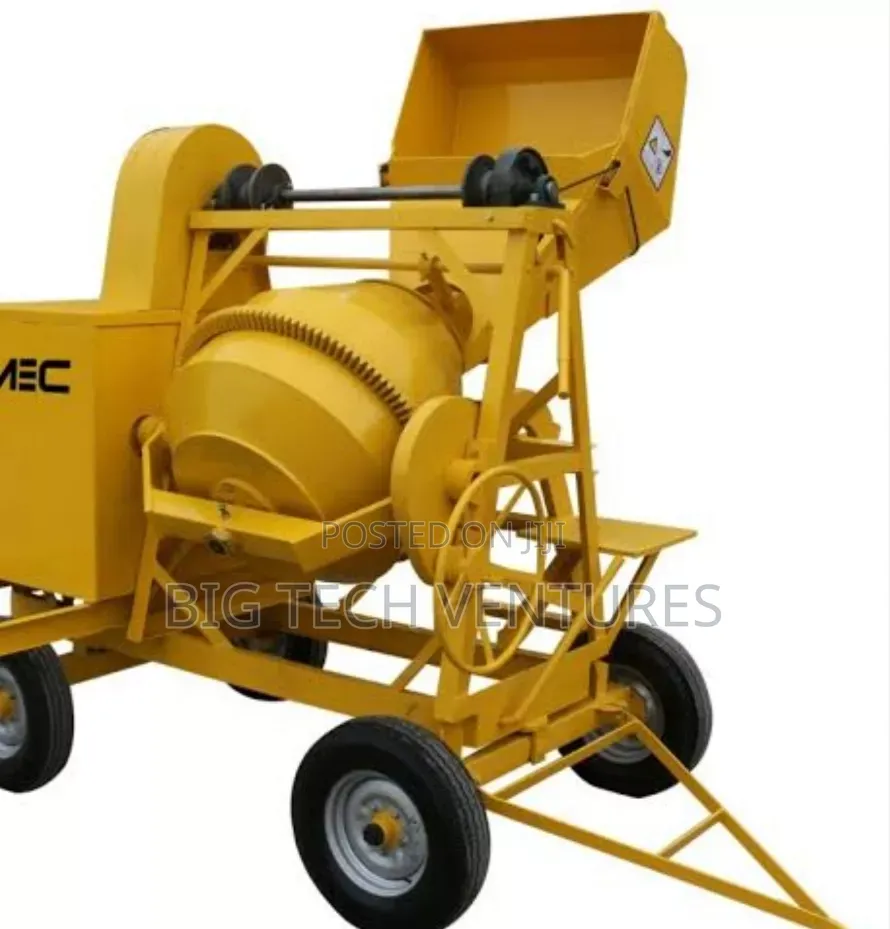 Featured Shows a Self-Loading Hoist Concrete Mixer System (Model CM500