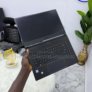 Laptop MSI GS65 Stealth Thin 8RE 32GB Intel Core i9 SSD 1T