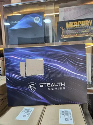 New Laptop MSI Stealth 16 AI Studio 64GB AMD Ryzen 9 SSD 2T