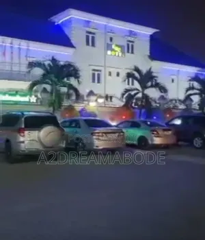 Exquisite Hotel