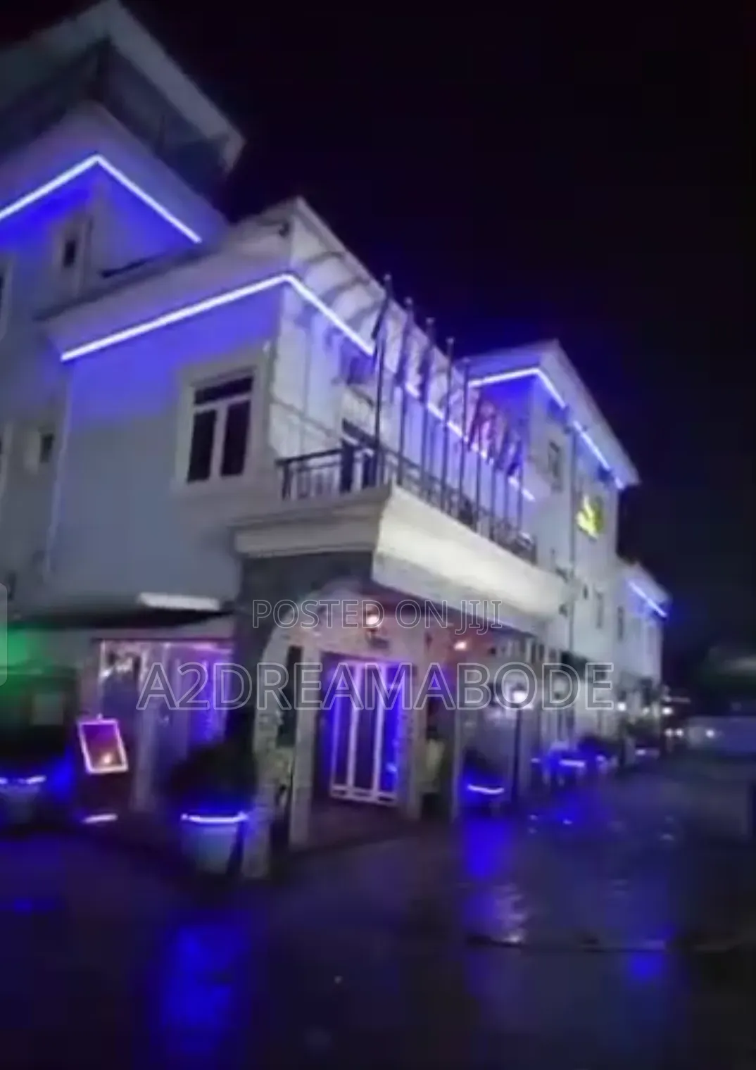 Exquisite Hotel