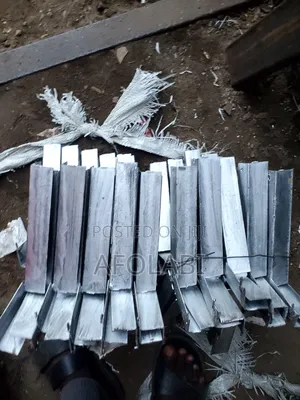 Y Angle for Fencing and Security Wire