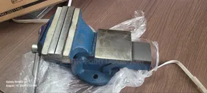 Bench Vice 4"
