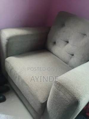 Sitting Room Chair