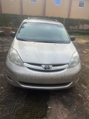 Toyota Sienna XLE FWD 2006 Silver