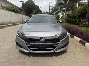 Honda Accord Touring 2.0T 2022 Silver