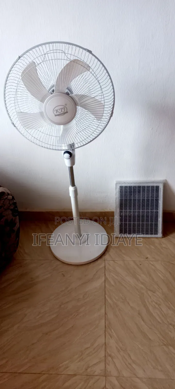 Rechargeable Solar Standing Fan