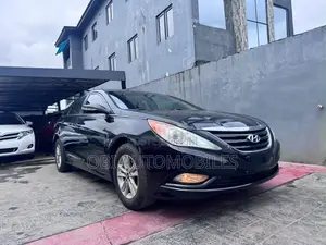 Hyundai Sonata 2014 Black
