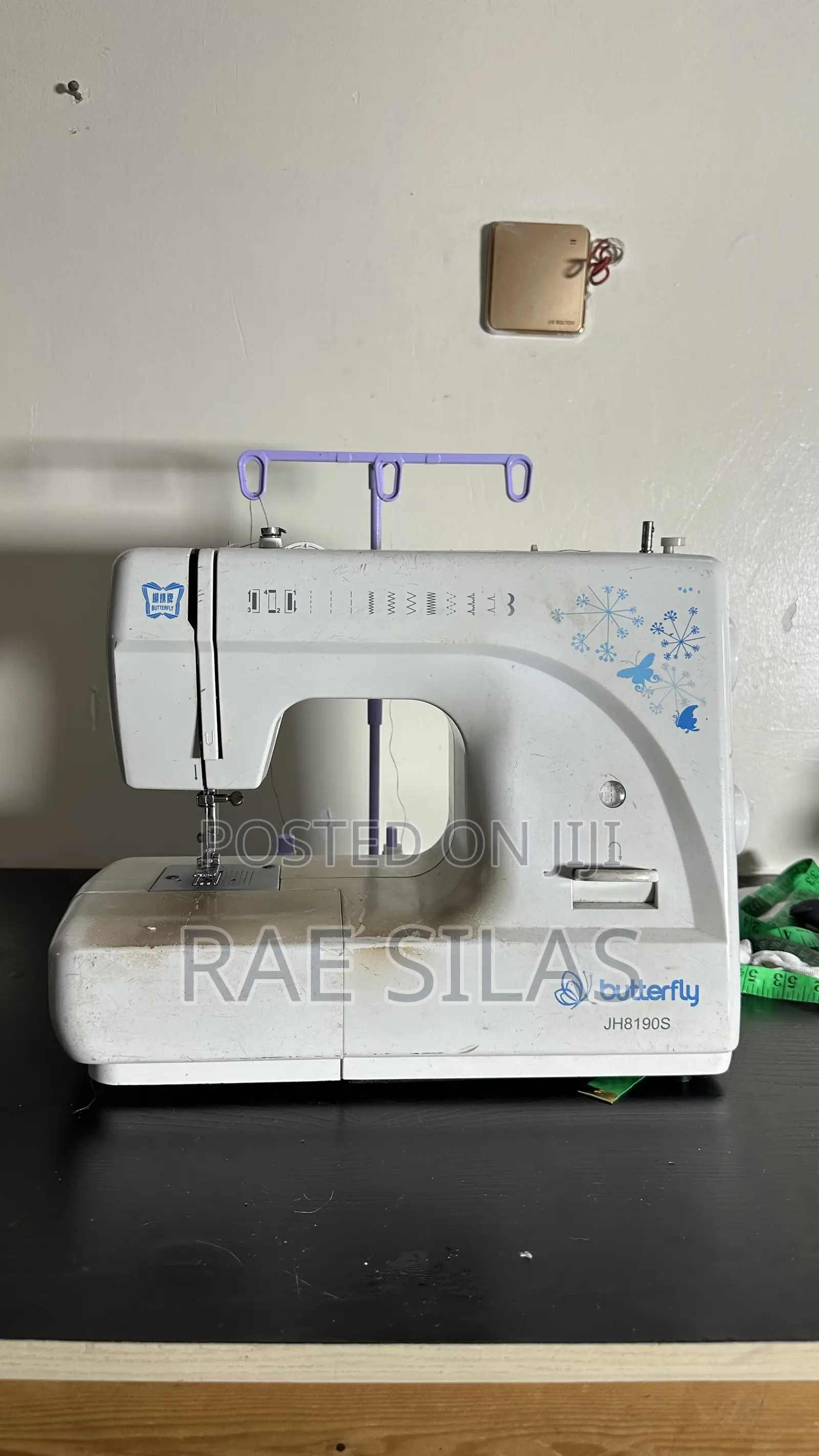 Tabletop Sewing Machine