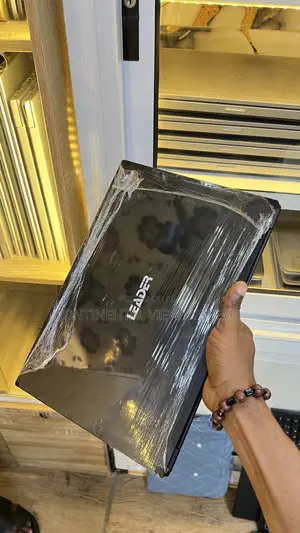 Laptop 8GB Intel Core i5 SSD 256GB