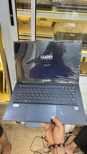 Laptop 8GB Intel Core i5 SSD 256GB