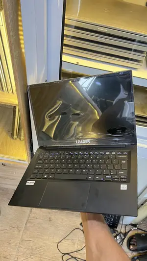 Laptop 8GB Intel Core i5 SSD 256GB