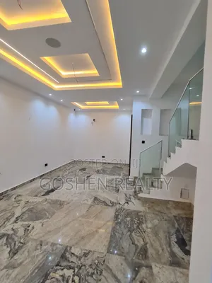 4bdrm Townhouse/Terrace in Jahi for sale