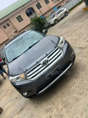 Toyota Highlander 2011 Gray