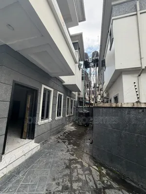 4bdrm Duplex in Spring Bay, Lagos Island / Lagos Island for rent