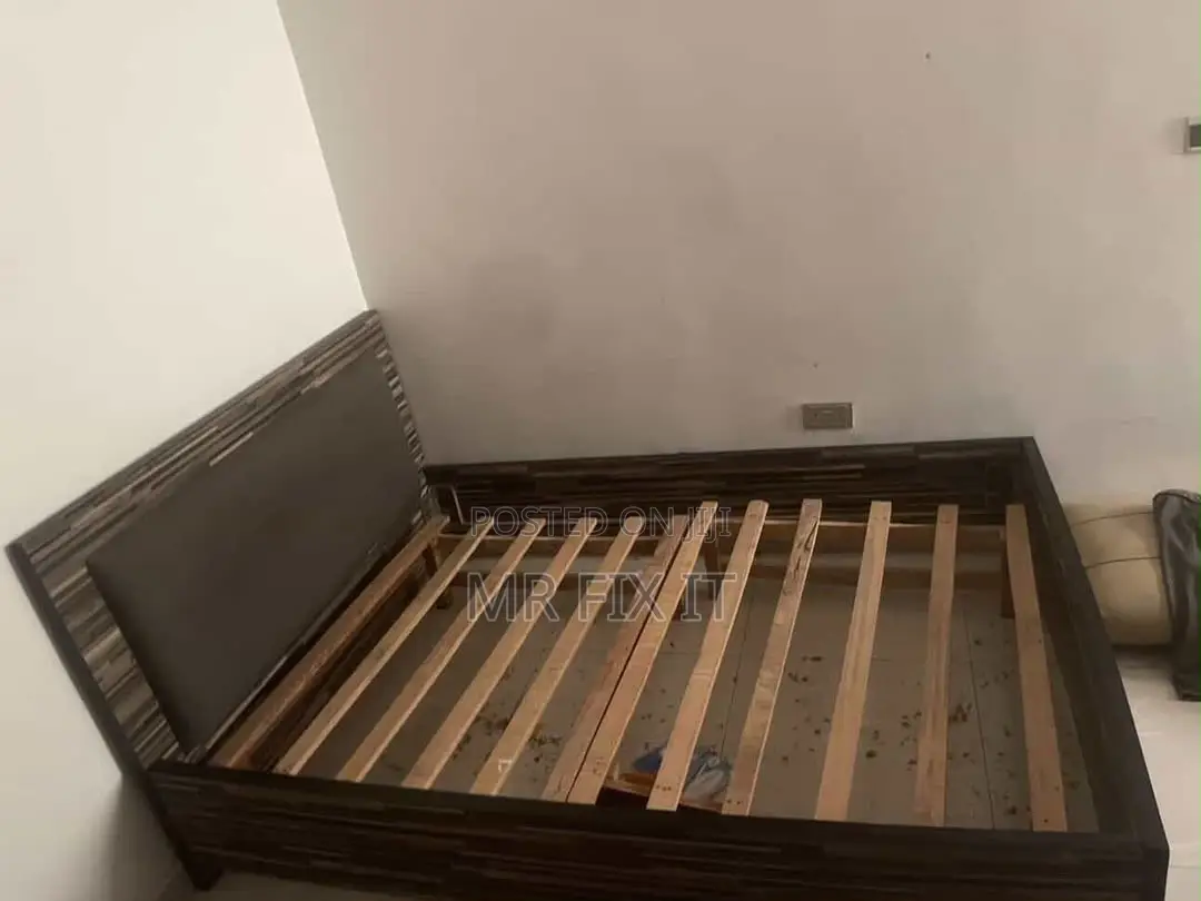 4x6 Bedframe