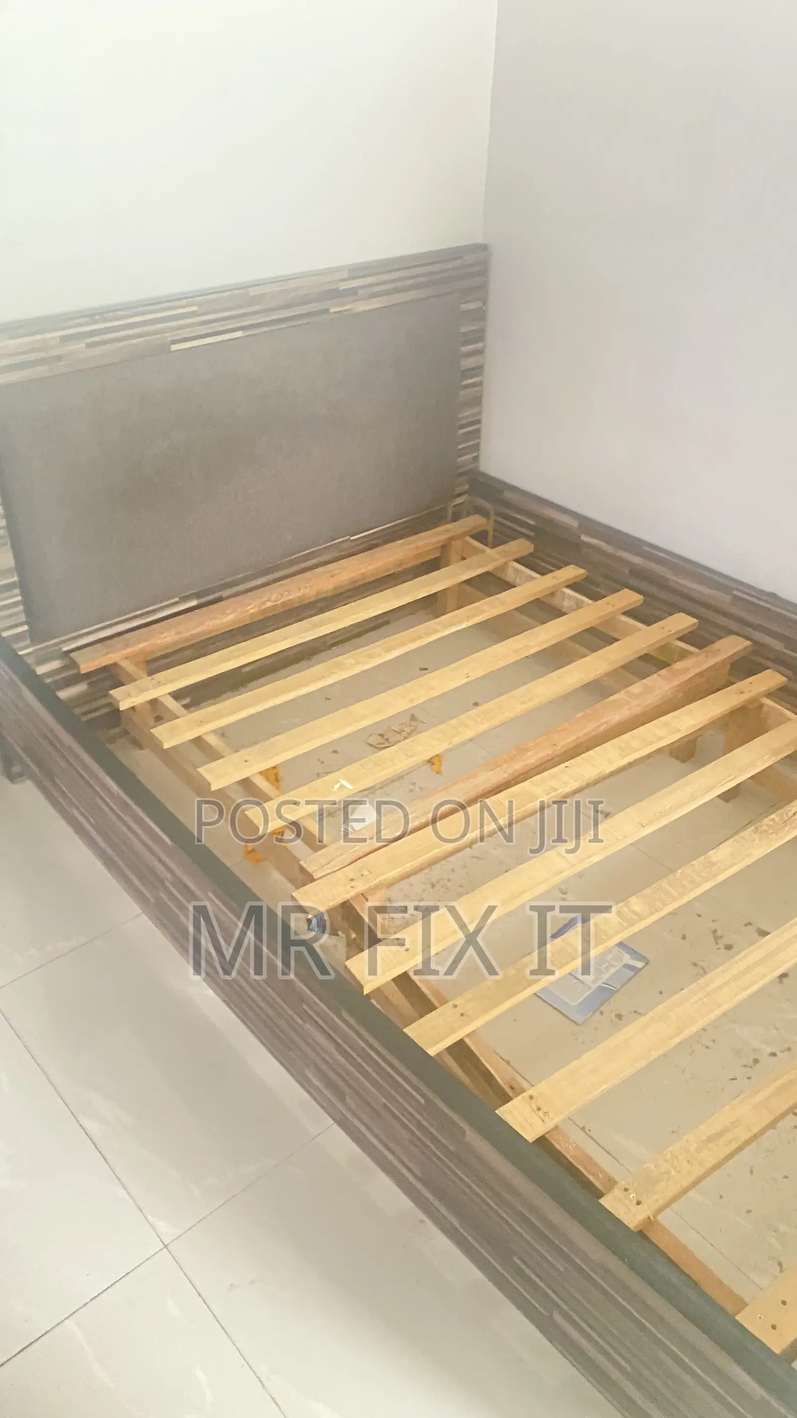 4x6 Bedframe