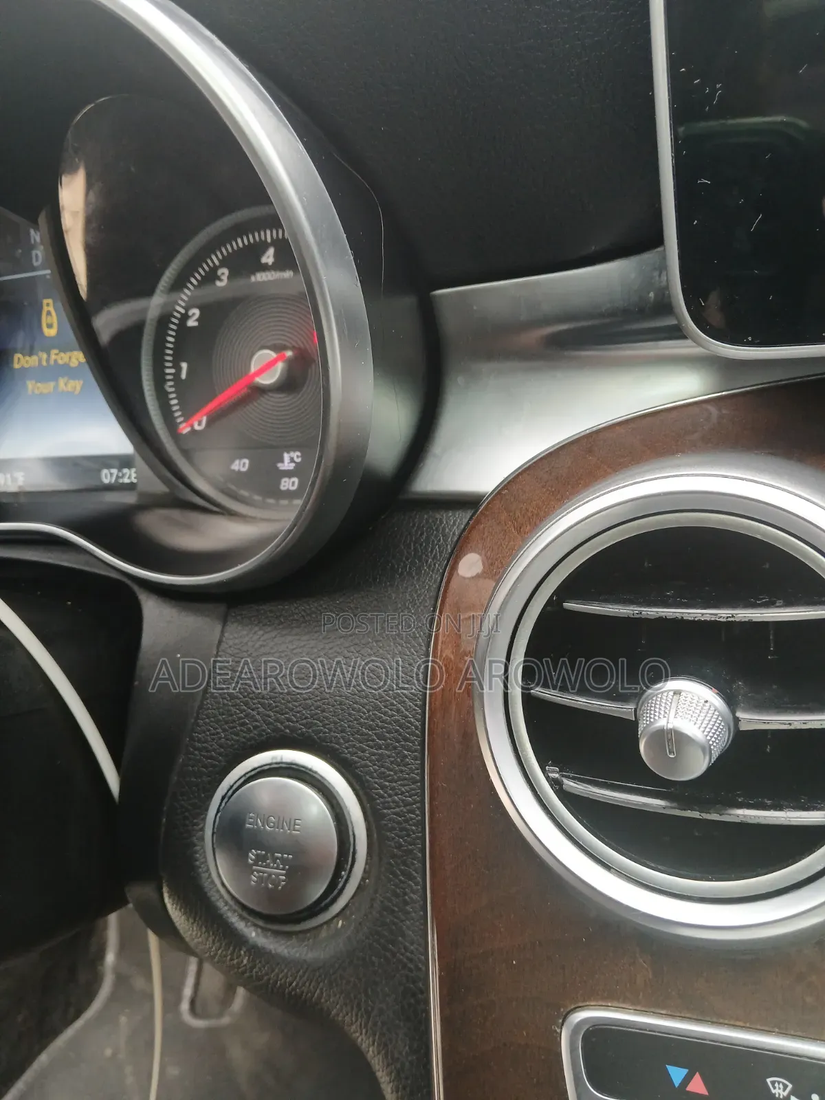 Mercedes-Benz C300 2016 Silver