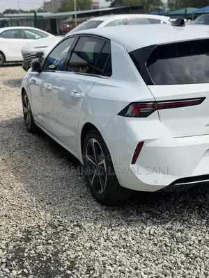 Opel Astra 2025 White